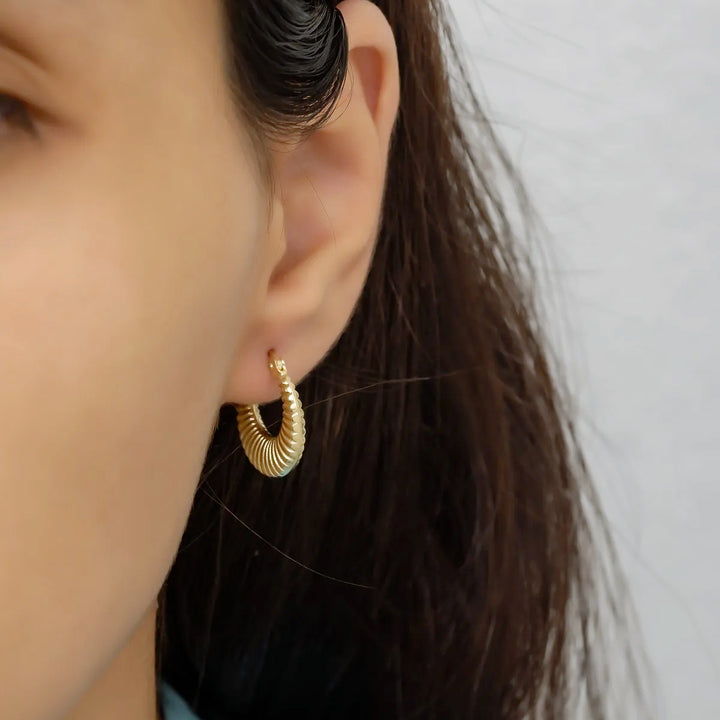 Sparkle and Shine with 18k Gold Plated Inlaid Hoop Earrings, Perfect for Any Occasion