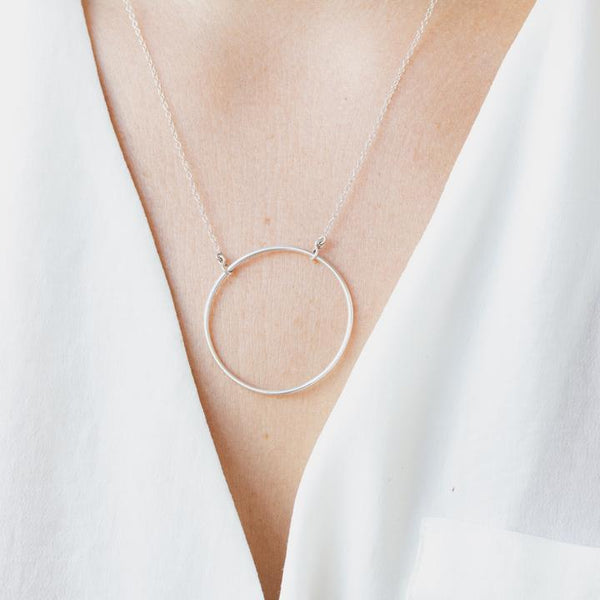 Circle Pendant Necklace for Women Dainty Chain Jewelry